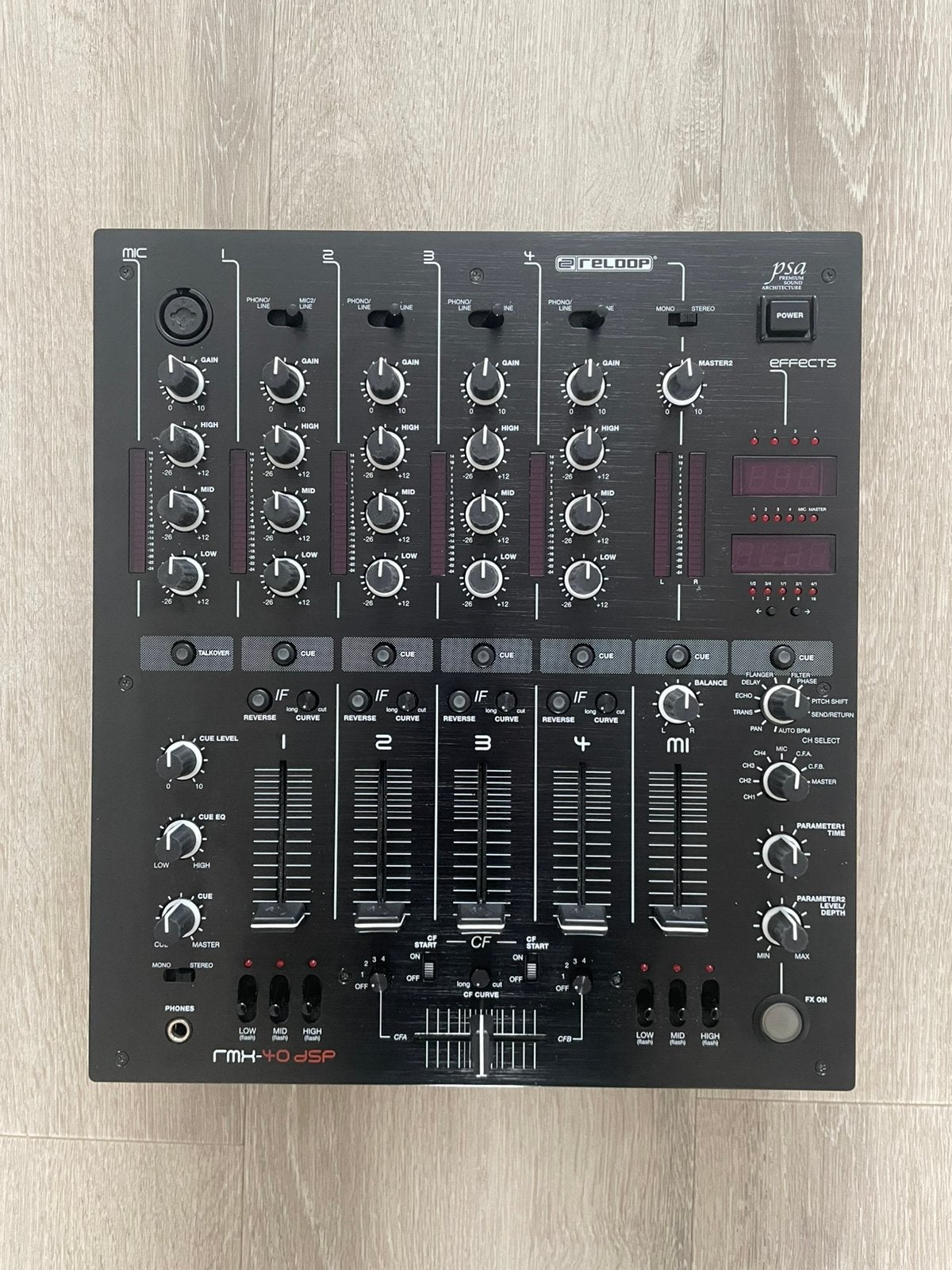Reloop 4-kanaals mixer - RMX-40 DSP BLACKFIRE EDITION, Muziek en Instrumenten, Verzenden, Zo goed als nieuw, Minder dan 5 kanalen