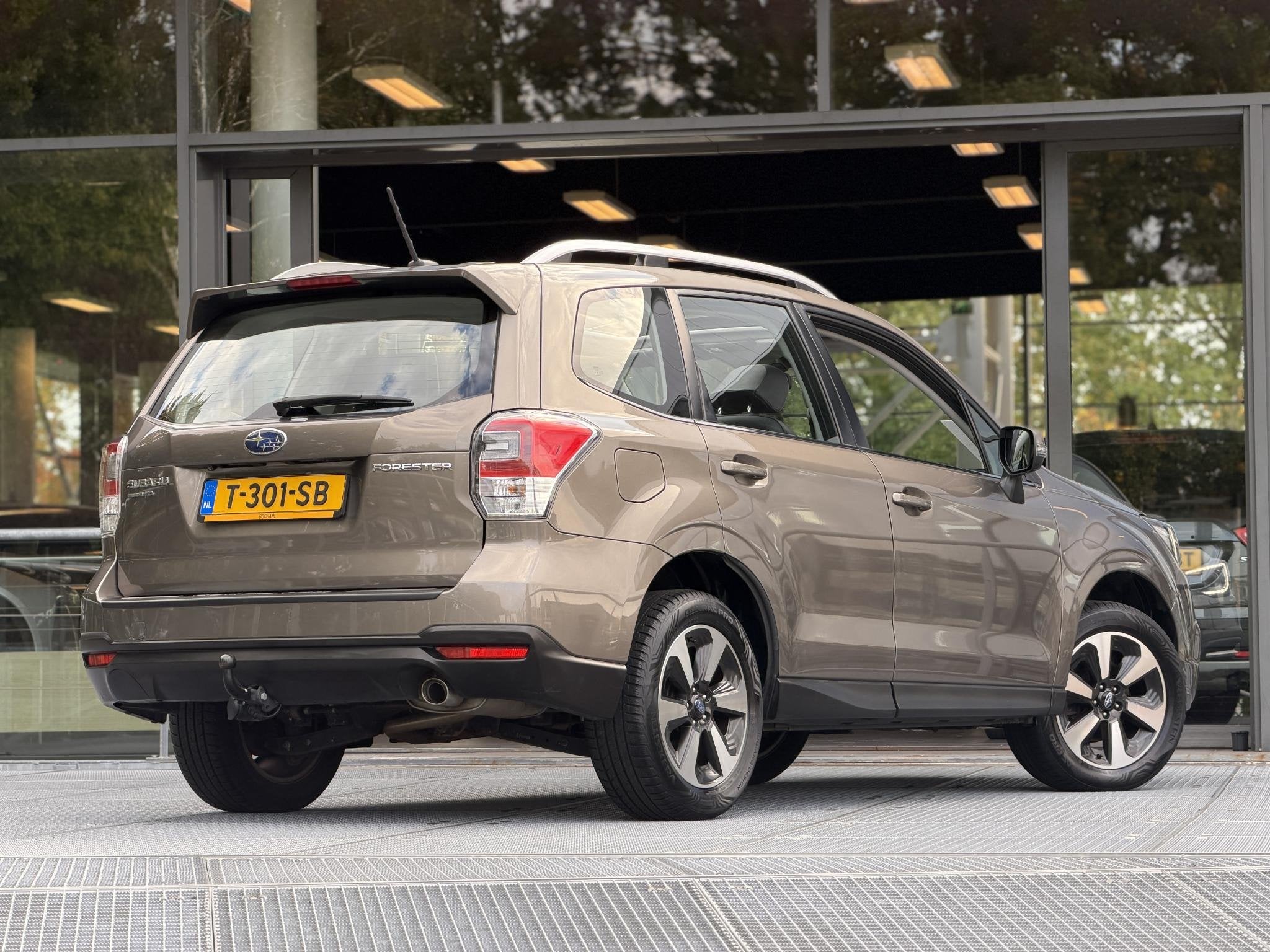 Subaru Forester 2.0 Premium Automaat 150PK | Leder | Panoram, Automaat, 15 km/l, Euro 6, 4 cilinders