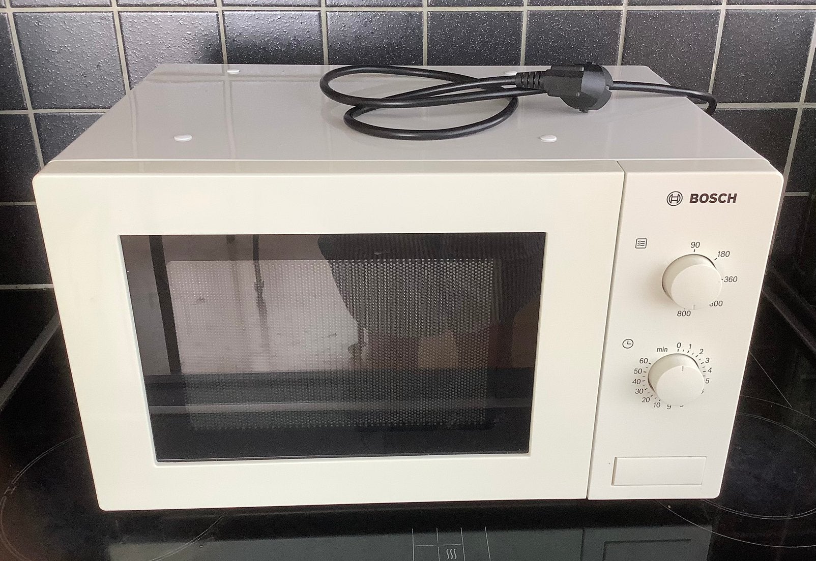 BOSCH compact magnetron student camping vrijstaand draai, Ophalen, Gebruikt, Magnetron, Draaiplateau