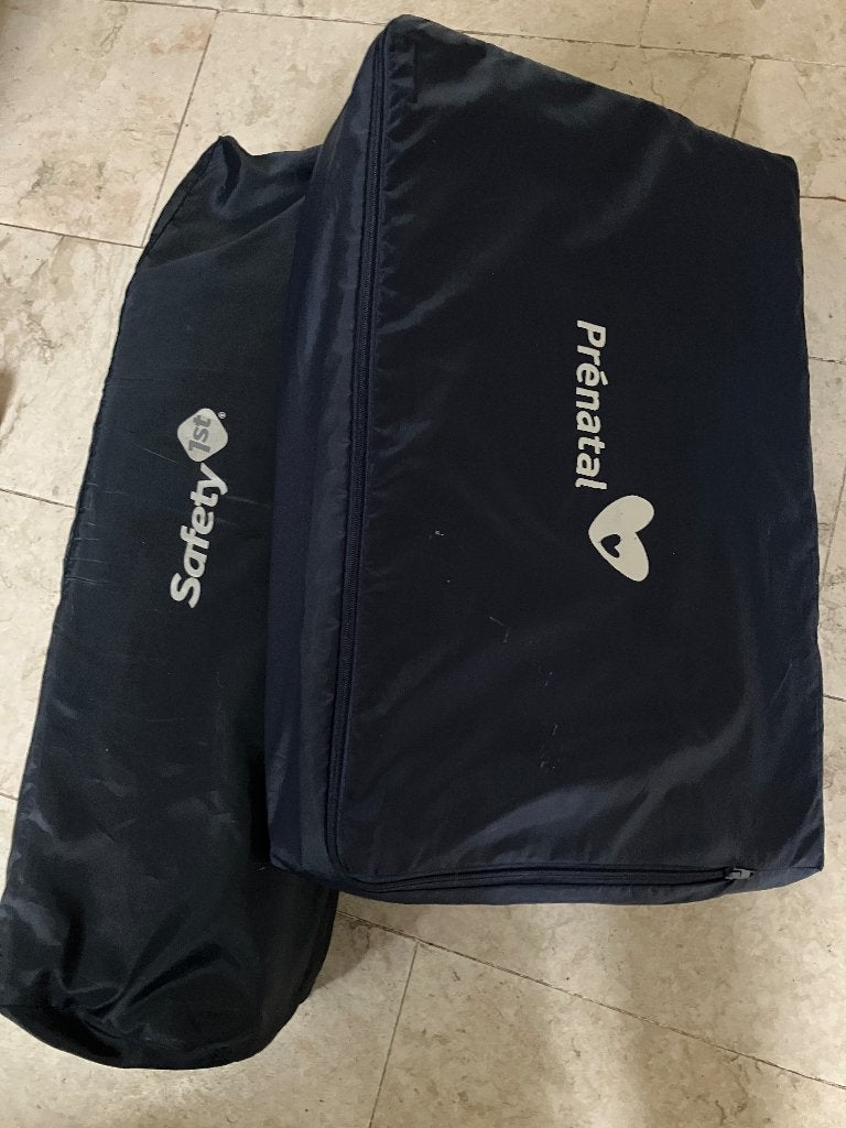 Campingbedje met matras, Ophalen, Gebruikt, Reisbedje
