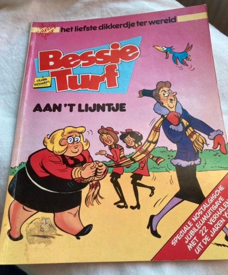 vintage Bessie Turf 2 x, Meerdere stripboeken, Ophalen of Verzenden, Zo goed als nieuw
