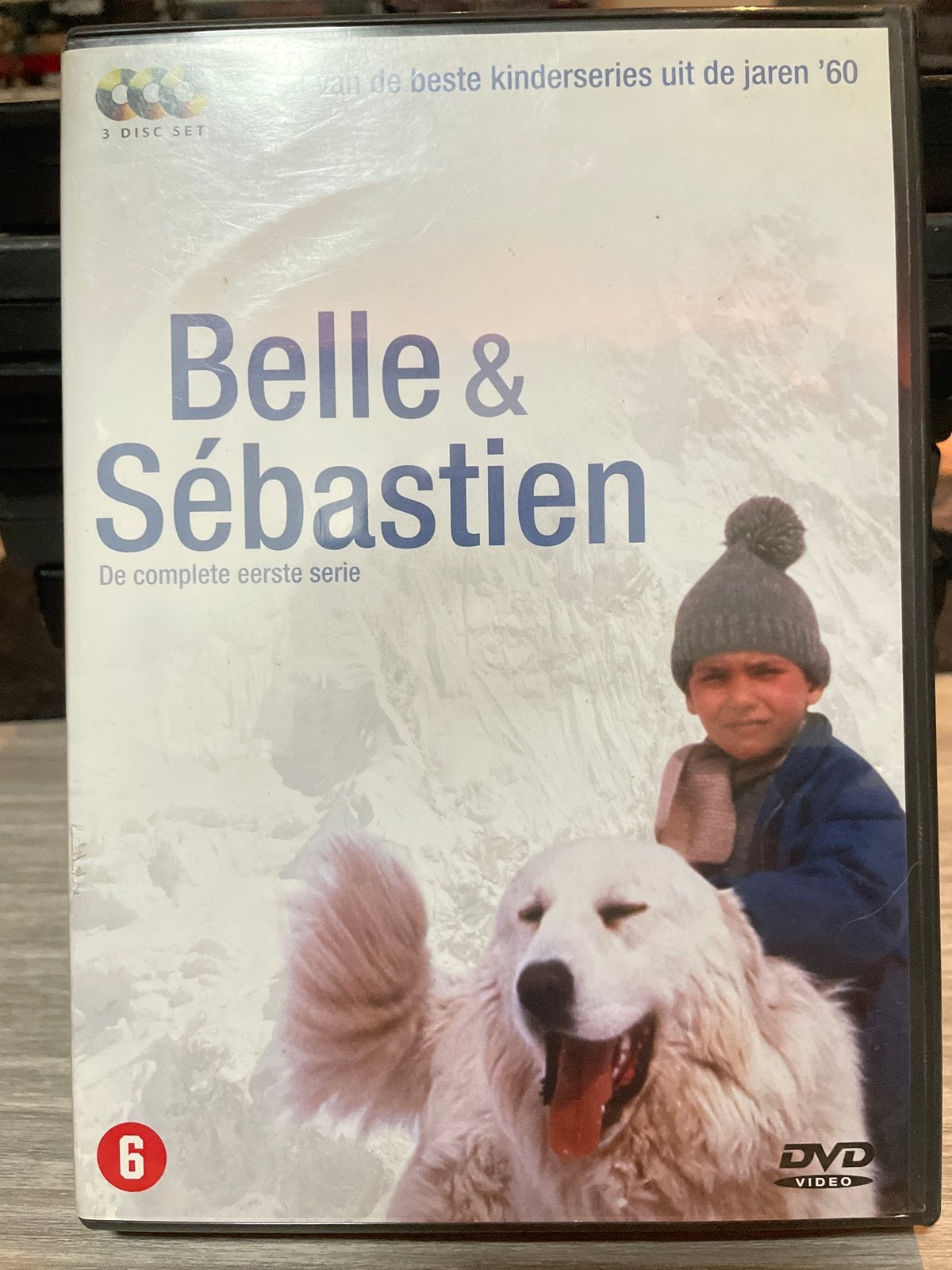 Belle & Sébastien - De complete eerste serie (3 DVD's), Cd's en Dvd's, Nederlands, Tv-serie, Zo goed als nieuw, Vanaf 6 jaar