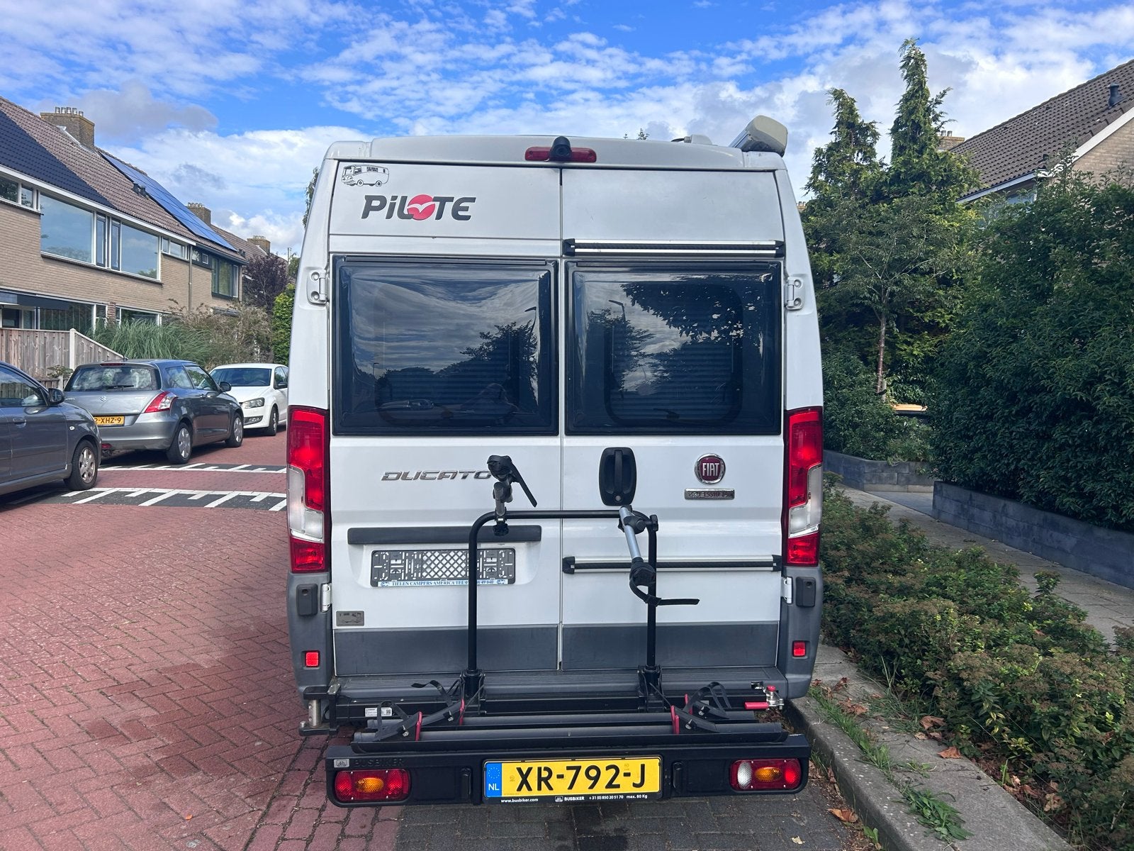 Foto 5 van Pilote V600G Buscamper - AUTOMAAT- Compact en Compleet