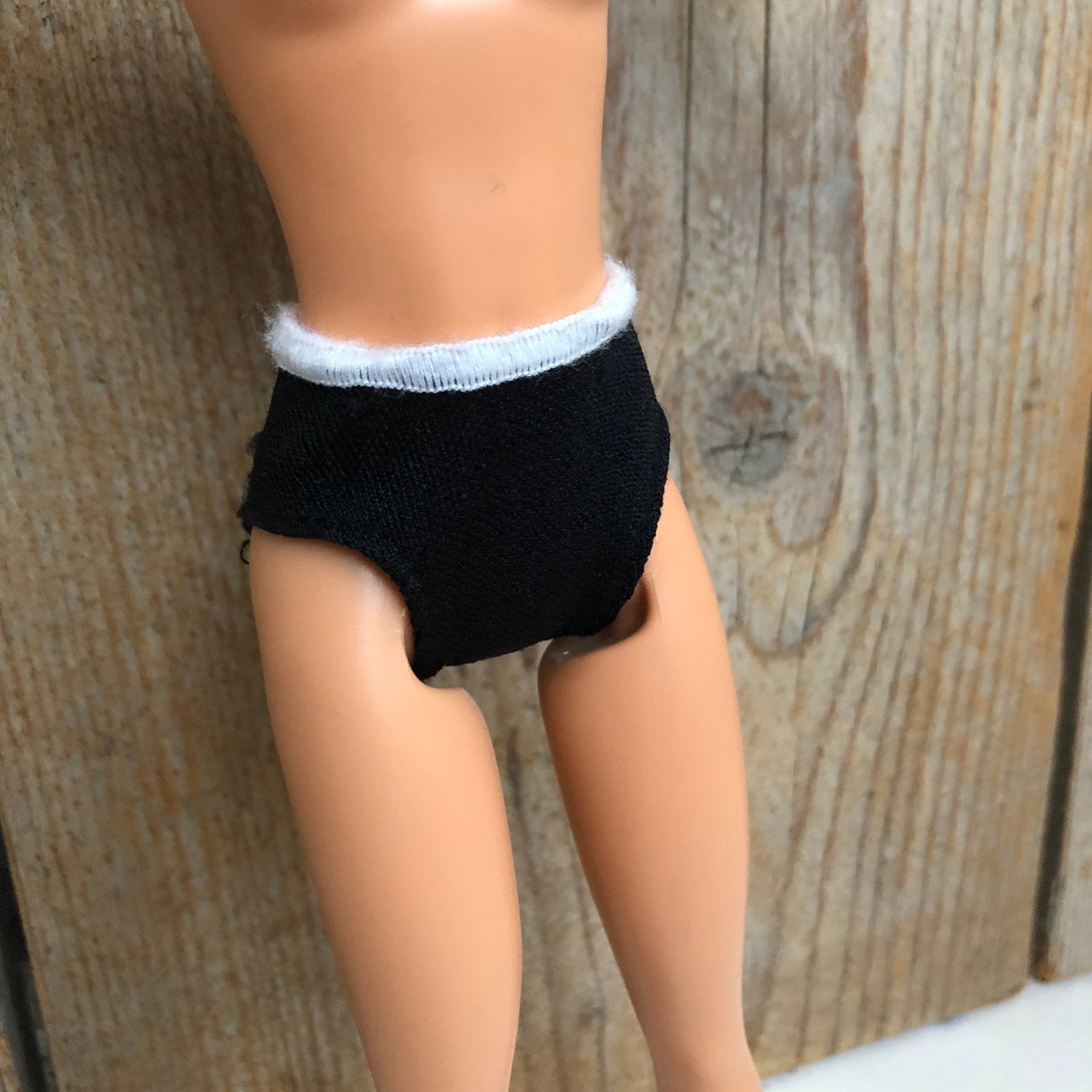 Zwart wit Barbie bikini, Kinderen en Baby's, Speelgoed | Poppen, Ophalen of Verzenden, Zo goed als nieuw, Barbie