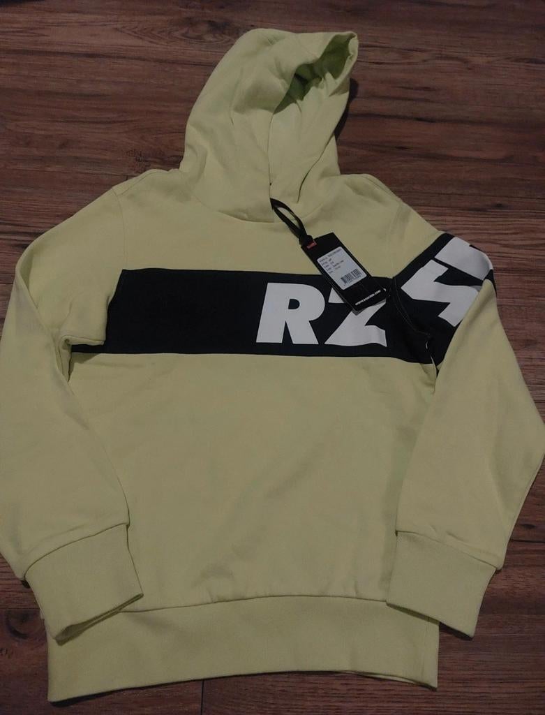 Nieuw met kaartje raizzed hoodie jeff, Kinderen en Baby's, Kinderkleding | Maat 176, Trui of Vest, Nieuw, Ophalen of Verzenden