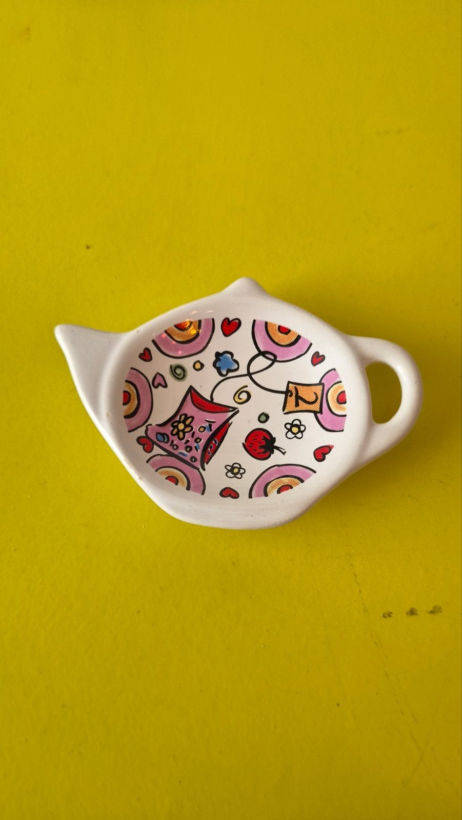 Leuke theezakjeshouder in de vorm van een theepot, Ophalen of Verzenden, Steen/keramiek, Meerkleurig, Overige typen