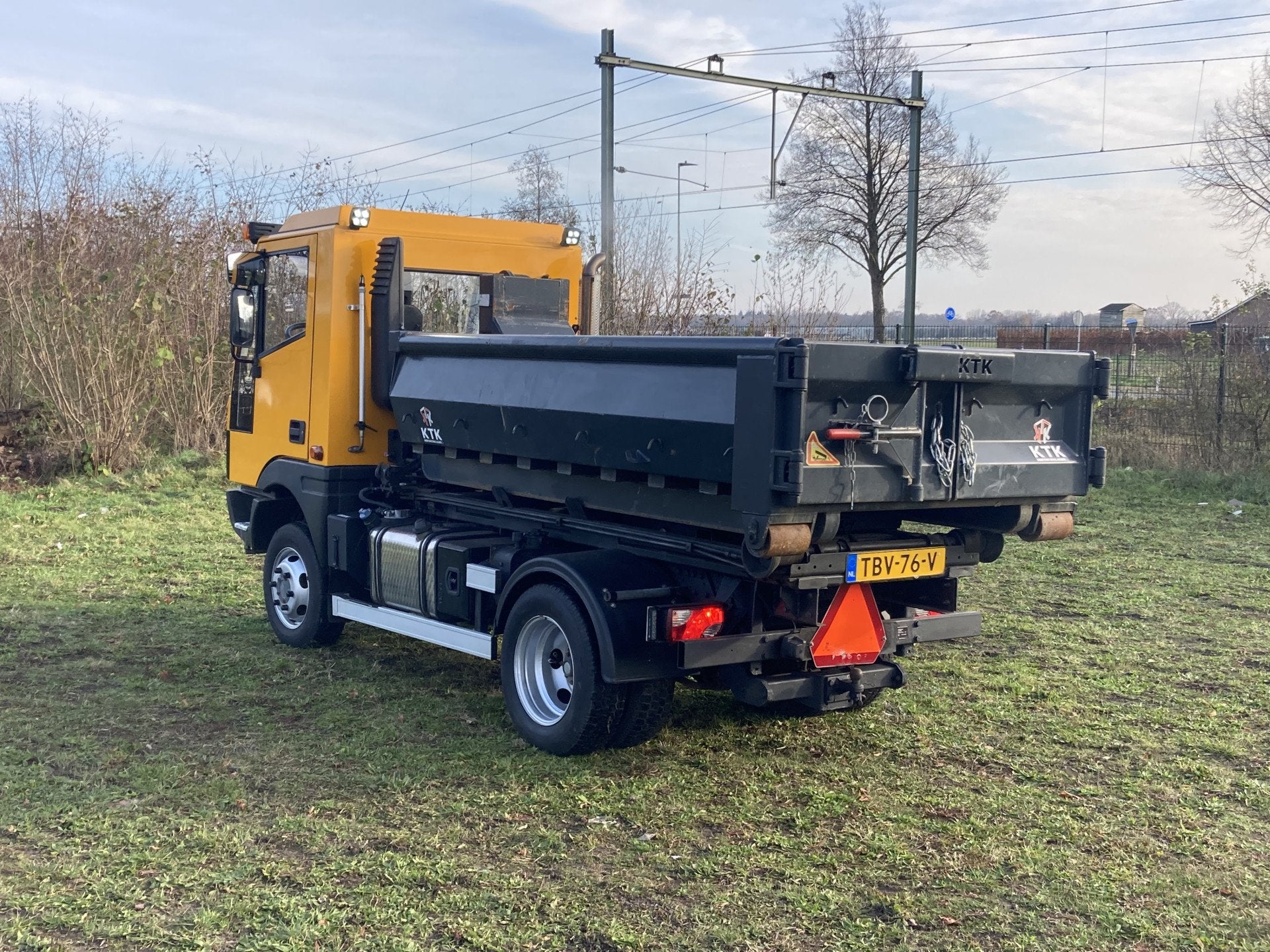 Aebi MT720 4x4 inclusief KTK AFZETBAK (bj 2016), Auto's, Overige merken, Bedrijf, Geïmporteerd, Te koop