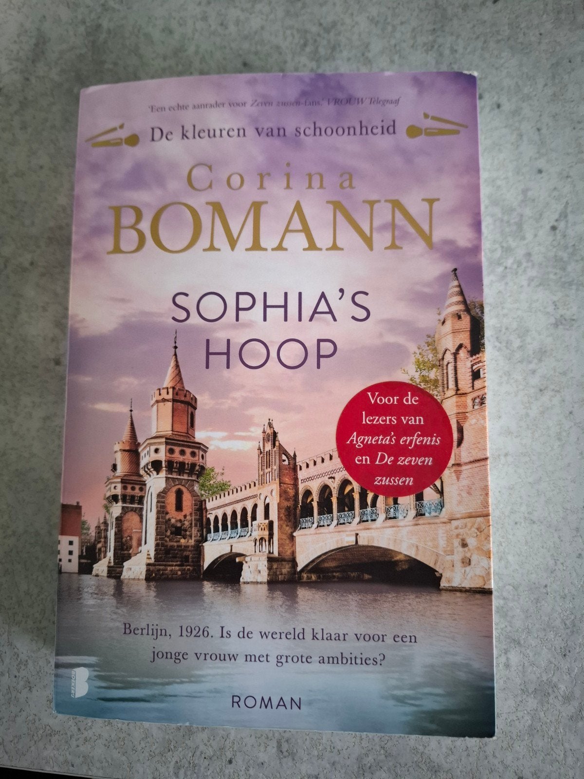 Corina Bomann - Sophia's hoop, Boeken, Ophalen of Verzenden, Zo goed als nieuw, Corina Bomann
