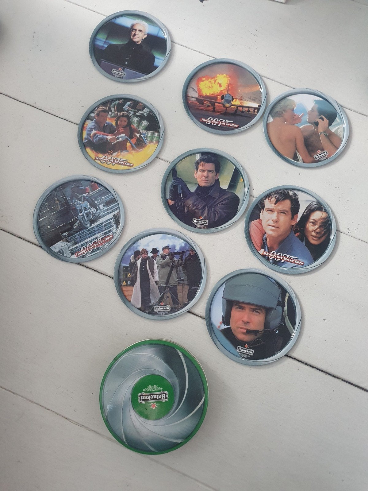 Te koop James Bond onderzetters, Ophalen