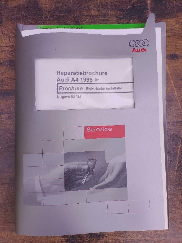 Audi A4 / S4  dealer werkplaatsboek Elektrische installatie, Ophalen of Verzenden, Gelezen, Audi