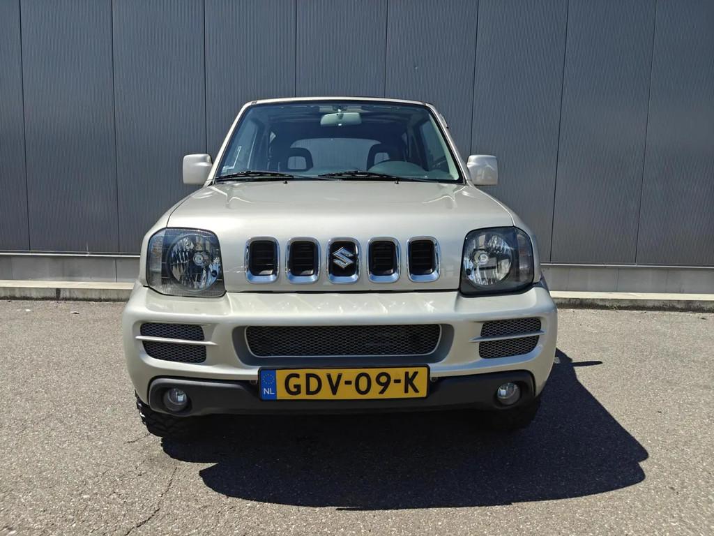 Suzuki Jimny 1.3 Exclusive € 10.940,00, 86 pk, Gebruikt, 4 stoelen, Bedrijf