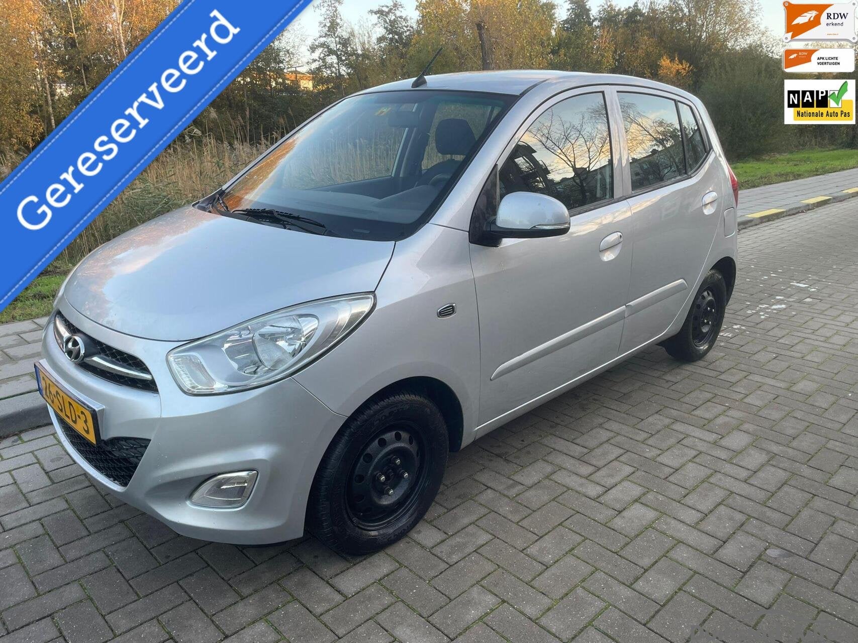 Hyundai i10 1.2 i-Drive 5-deurs Nap , schade, Voorwielaandrijving, Euro 5, Gebruikt, 31 €/maand