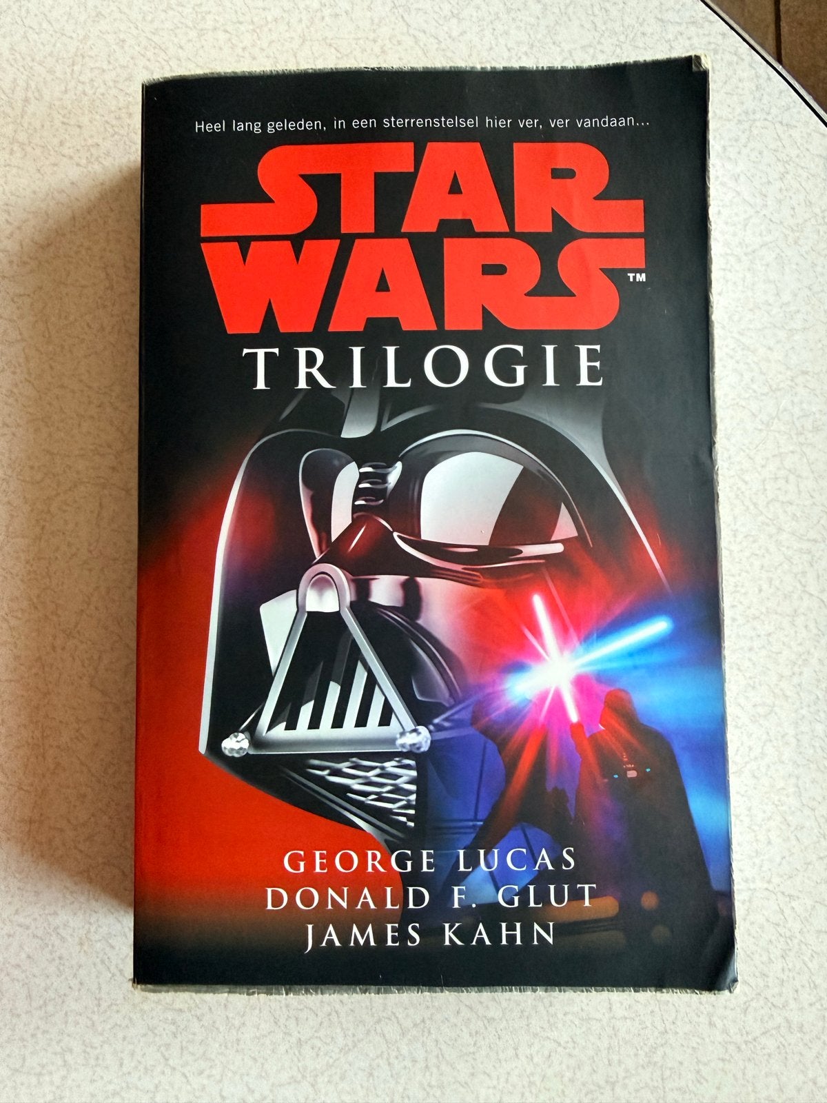 *Star Wars Trilogie Boek - George Lucas*, Ophalen of Verzenden, Gelezen