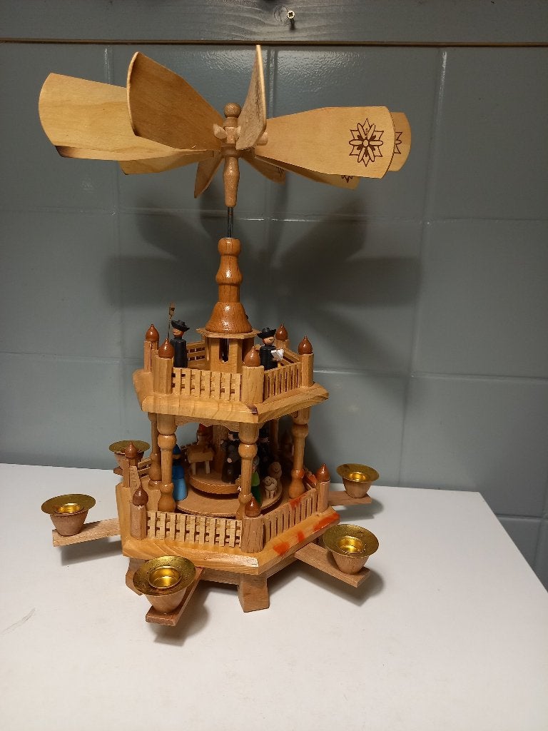 Houten Kerstpiramide / Kerstcarrousel, Ophalen of Verzenden, Gebruikt