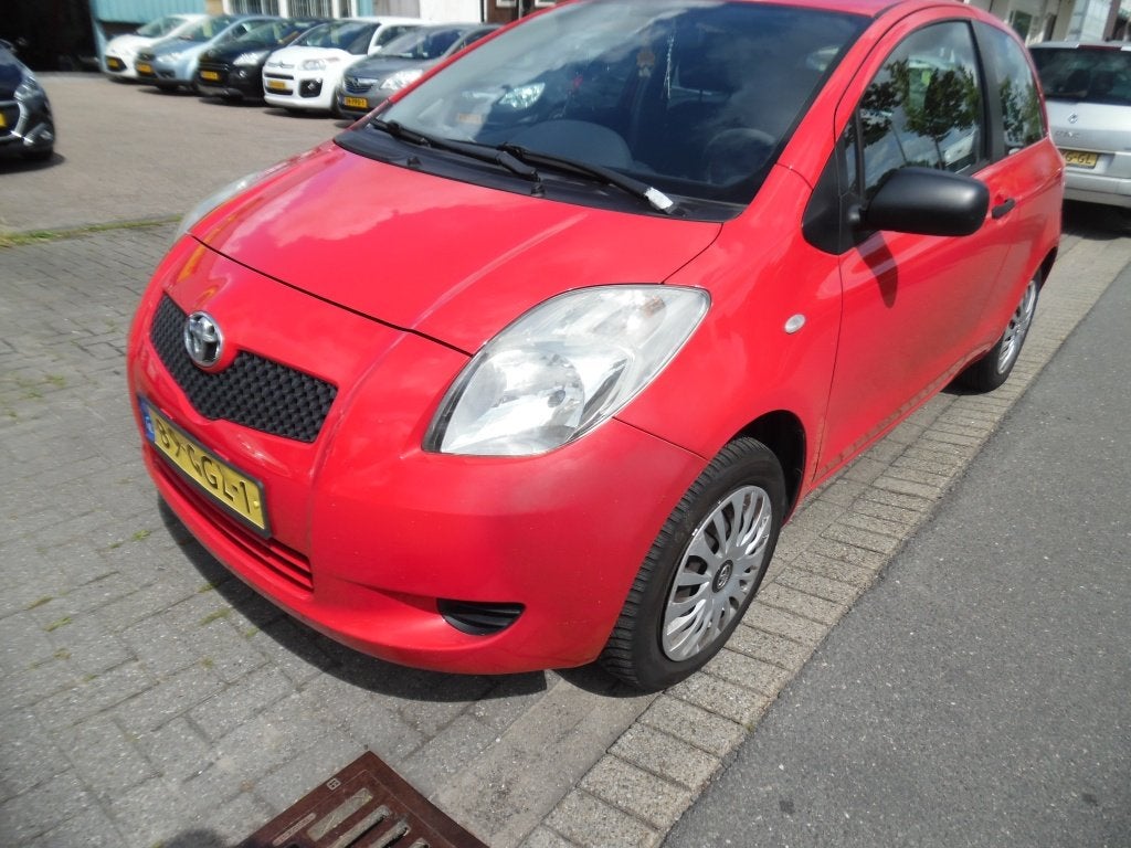 Toyota Yaris apk 11.26 1.0 VVTi st bekr (bj 2008), Auto's, Toyota, Voorwielaandrijving, 527 kg, 750 kg, Origineel Nederlands