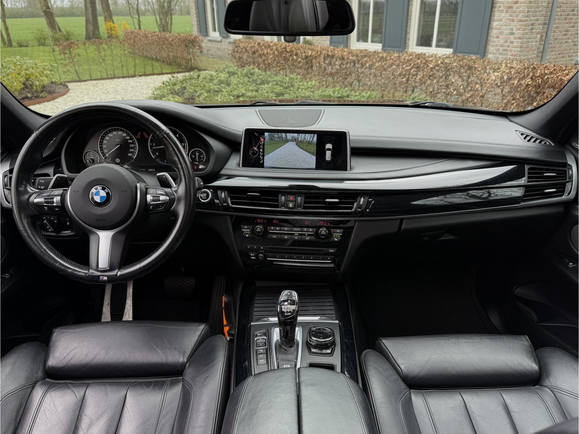 BMW X5 M50D 381pk I Grijs kenteken l Marge l HUD l Pano l H&, Auto's, 15 km/l, Gebruikt, 2993 cc, Zwart
