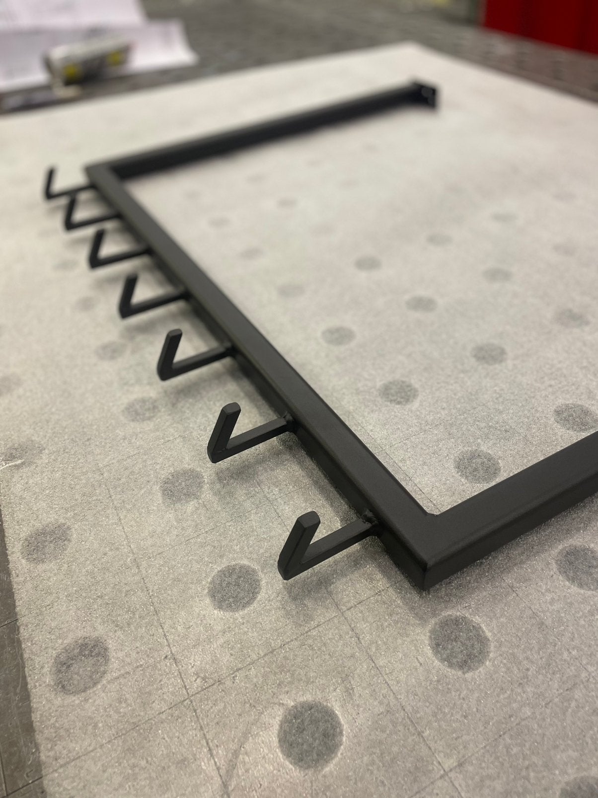 Industriële stalen wand- en plafondkapstokken op maat!, Wandhaken, Ophalen of Verzenden, Zo goed als nieuw, Minder dan 100 cm