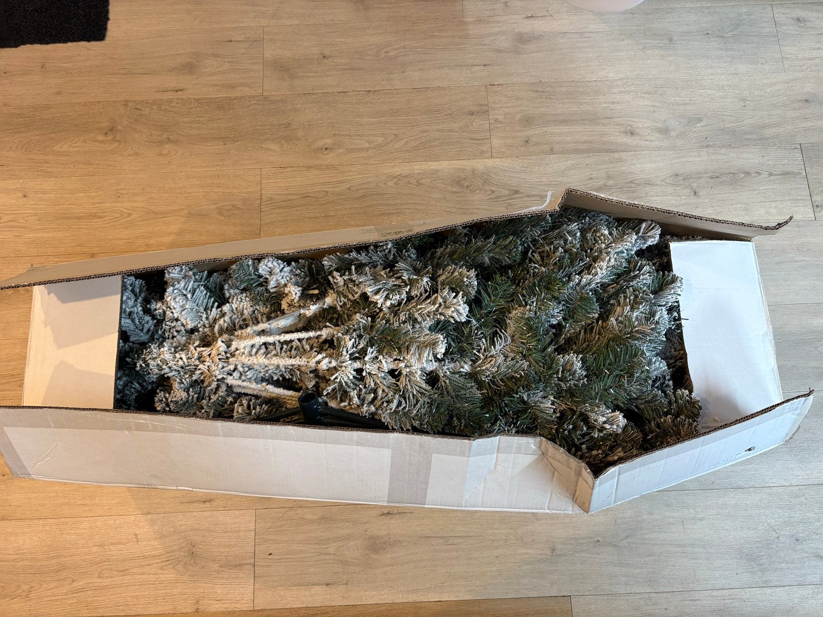 Kerstboom kunstkerstboom 1 jaar gebruikt, Ophalen of Verzenden, Zo goed als nieuw