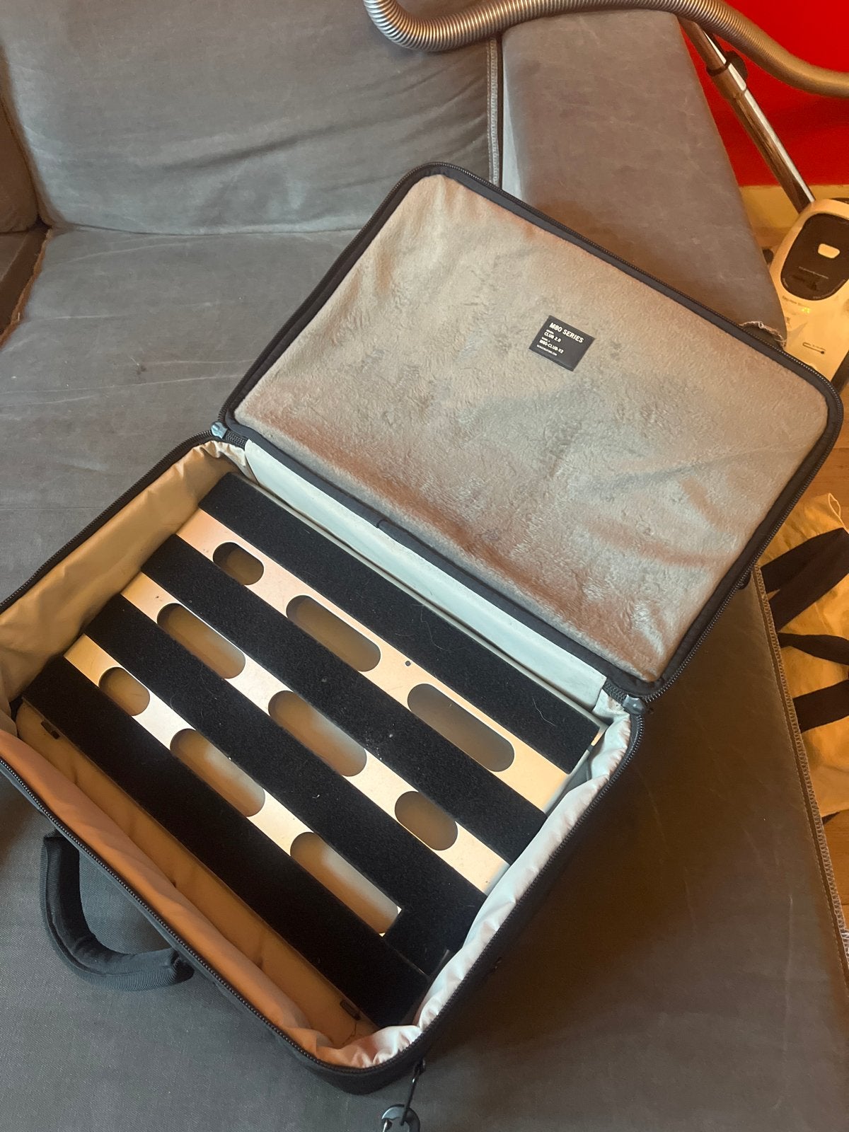 Mono Club 2.0 met pedalboard - Top combi!, Muziek en Instrumenten, Effecten, Ophalen of Verzenden, Gebruikt, Overige typen
