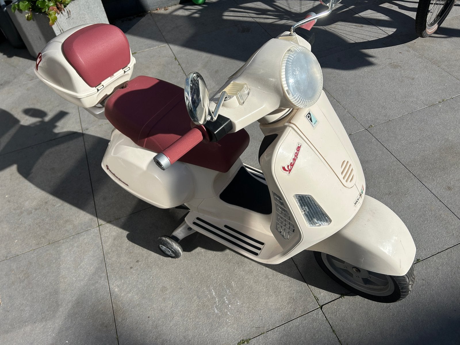 Vespa kinder elektrische scooter -  in goede staat, Ophalen, Overige typen