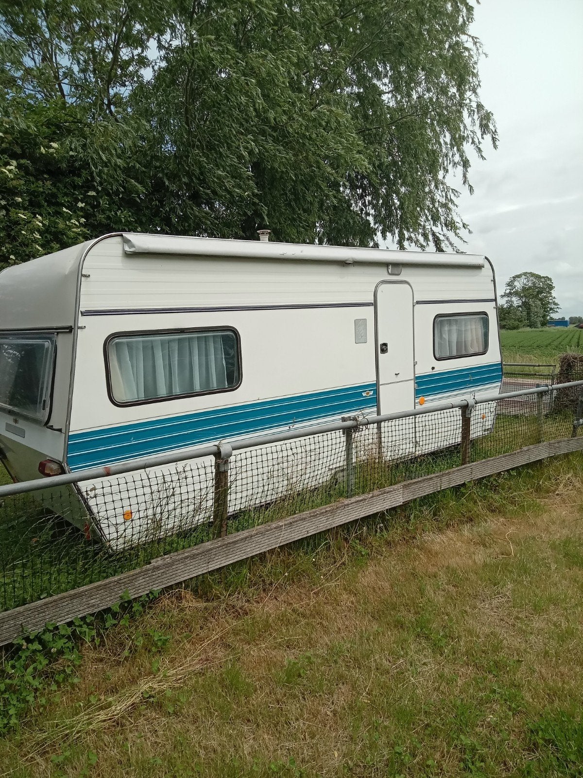 Retro carvan, Bedrijf
