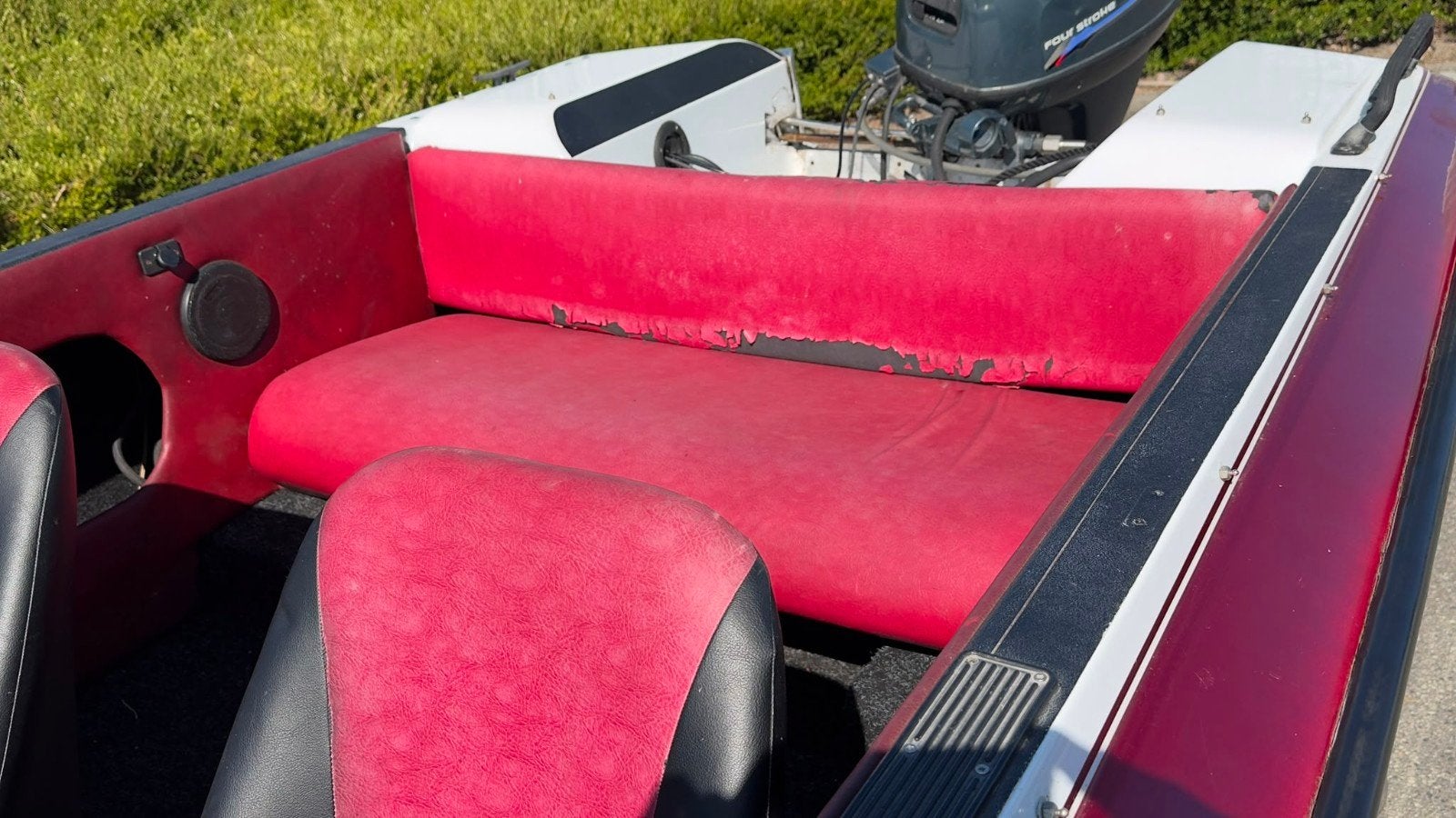 Foto 2 van leuk speedbootje tourbootje Yamaha 9,9pk electrische start