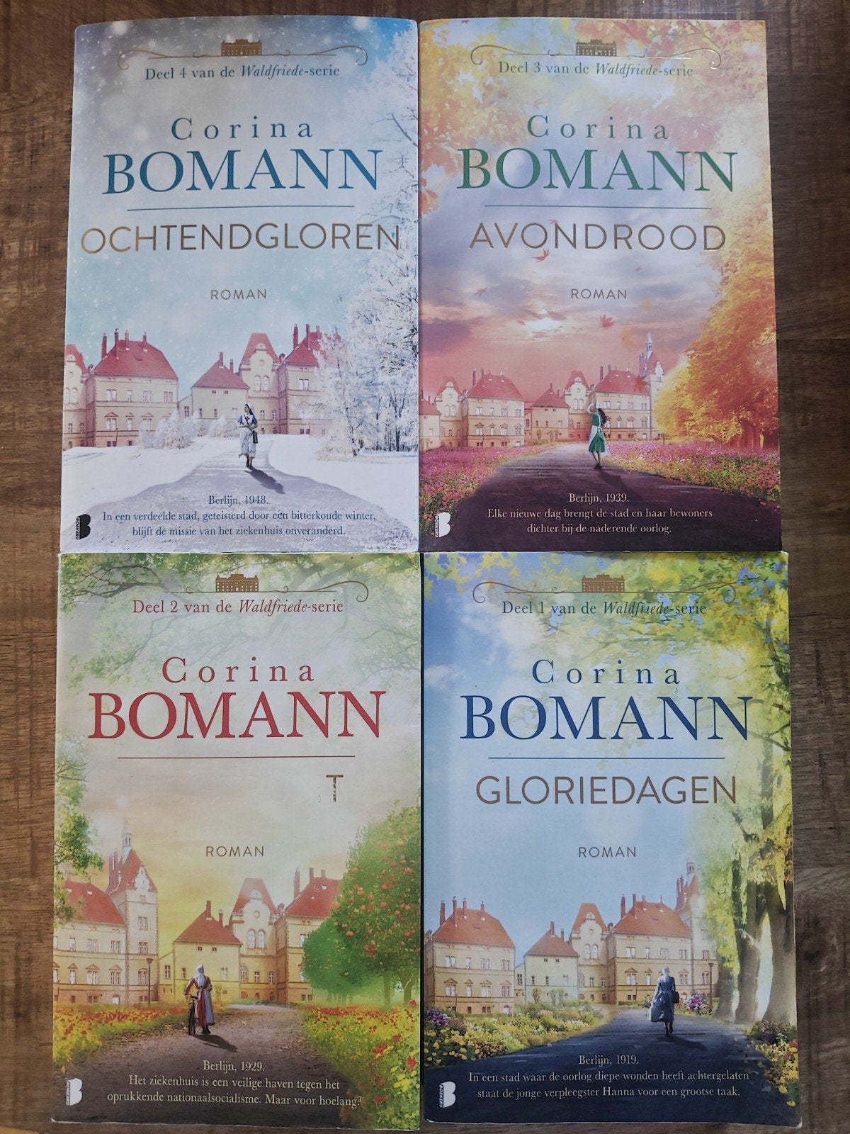 Corina Bomann - De Waldfriede-serie (deel 1 t/m 4), Boeken, Ophalen of Verzenden, Zo goed als nieuw, Corina Bomann