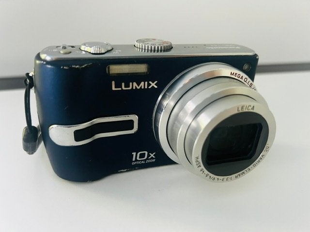 Digitale camera Panasonic Lumix DMC Compact + 10x zoom, Ophalen, Zo goed als nieuw, Compactcamera, Overige Merken