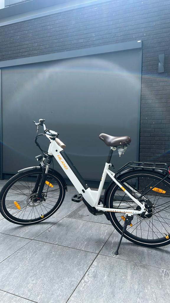 Eektrische fiets Hiland 26 inch – 250W, Fietsen en Brommers, Elektrische fietsen, Ophalen of Verzenden, Zo goed als nieuw, 30 tot 50 km per accu
