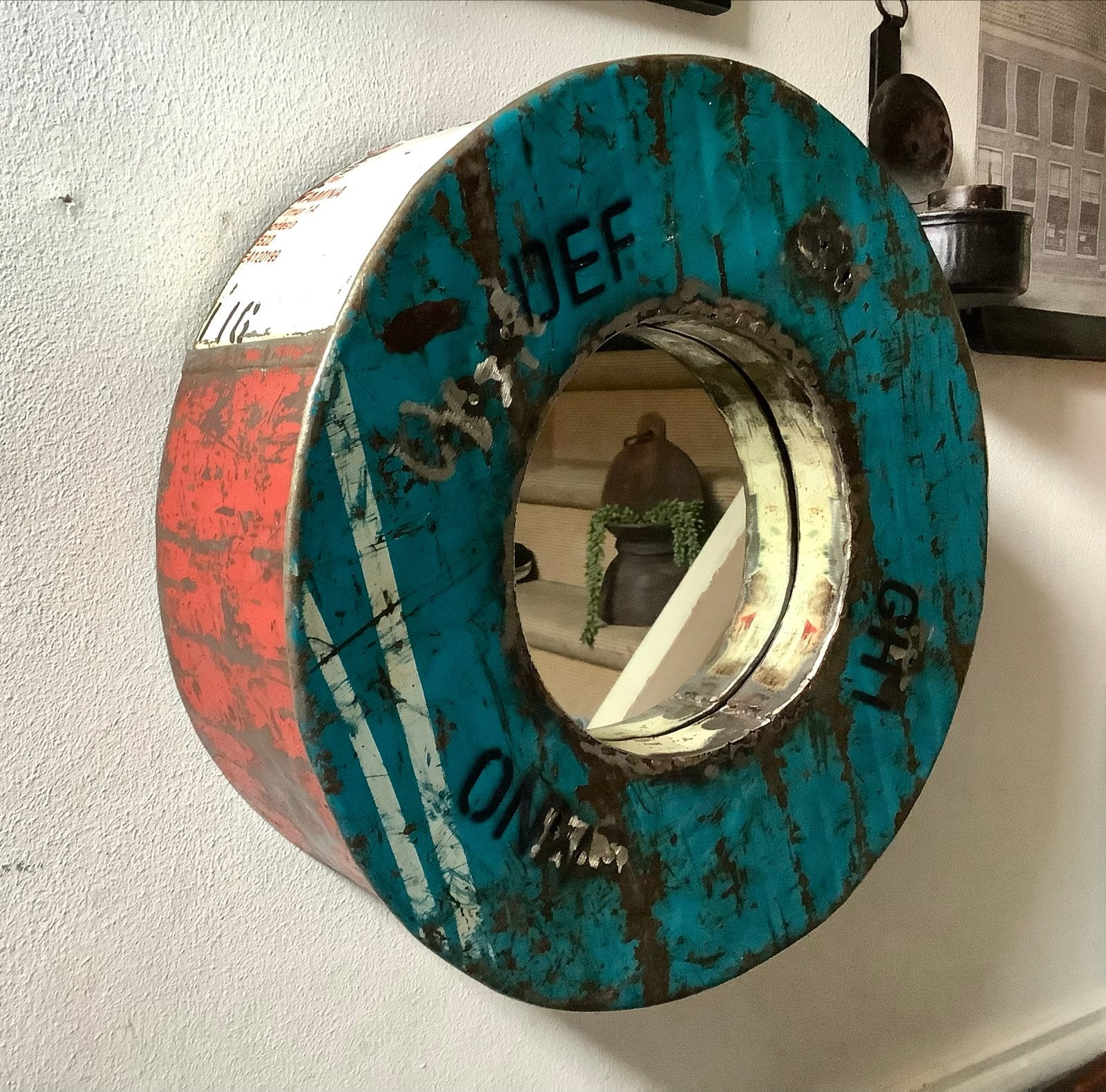 Unieke stoere handgemaakte spiegel van gerecyclede olievaten, Ophalen of Verzenden, Rond, Minder dan 50 cm, Minder dan 100 cm