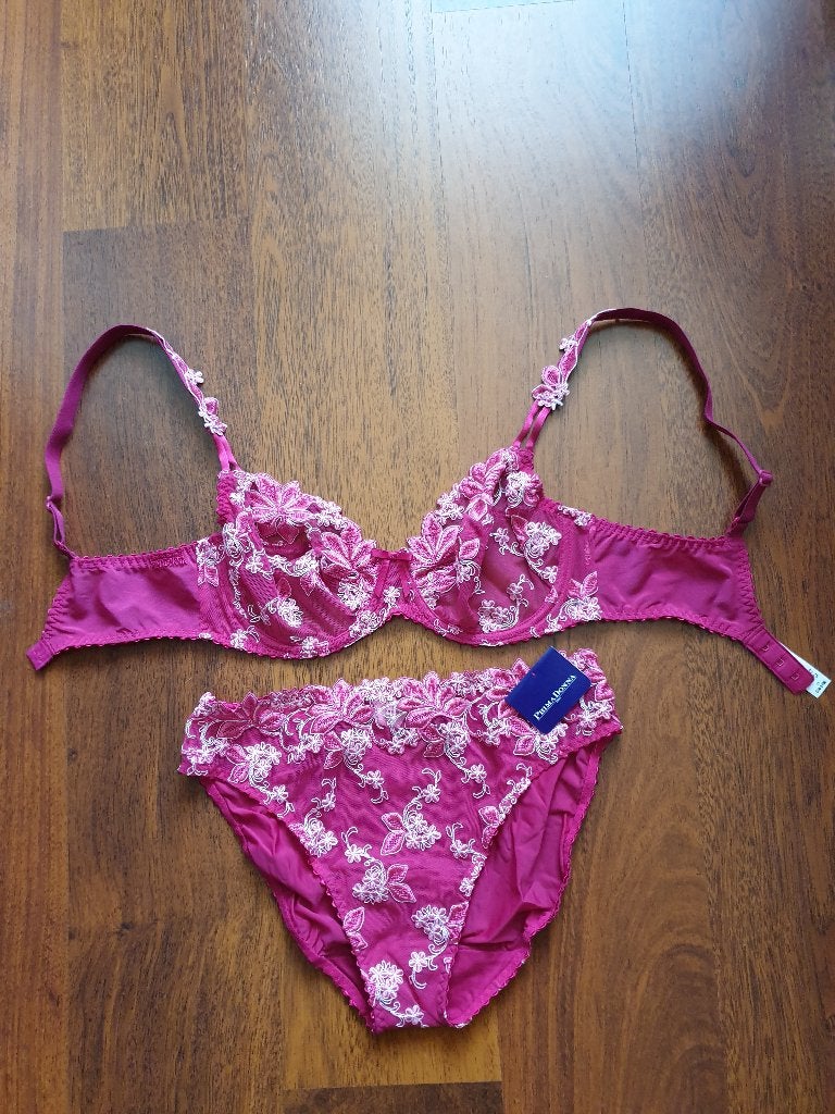 Nieuw - Prima Donna - fuchsia roze set 75C 40, Prima Donna, Ophalen of Verzenden, Roze, Setje
