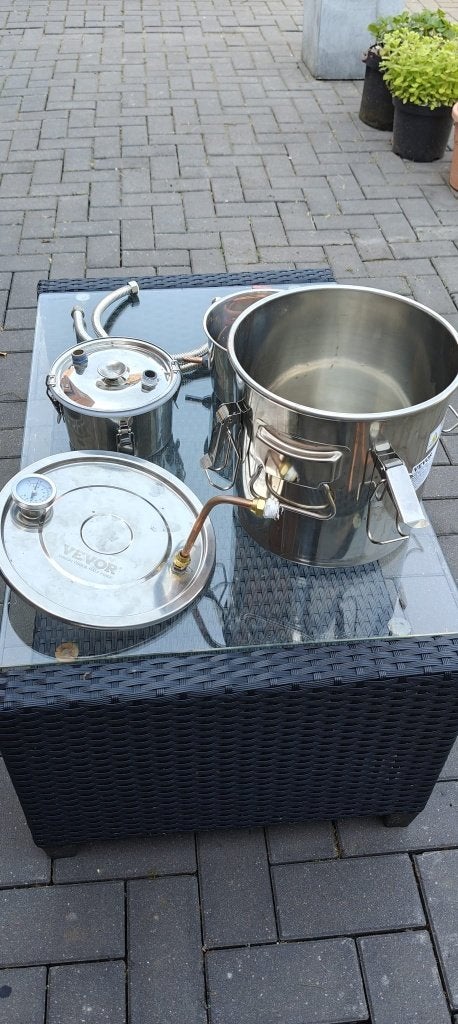 alcohol distilleerder, Overige typen, Ophalen of Verzenden, Zo goed als nieuw, Metaal