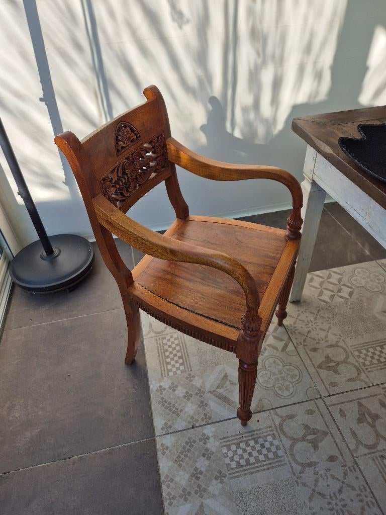 koloniaal stoelen teakhout, Ophalen