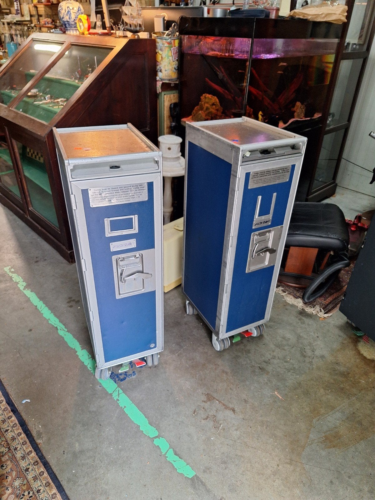 Unieke vliegtuig trolleys - Perfect voor interieur of opslag, Huis en Inrichting, Ophalen, Gebruikt, Onbekend, Onbekend