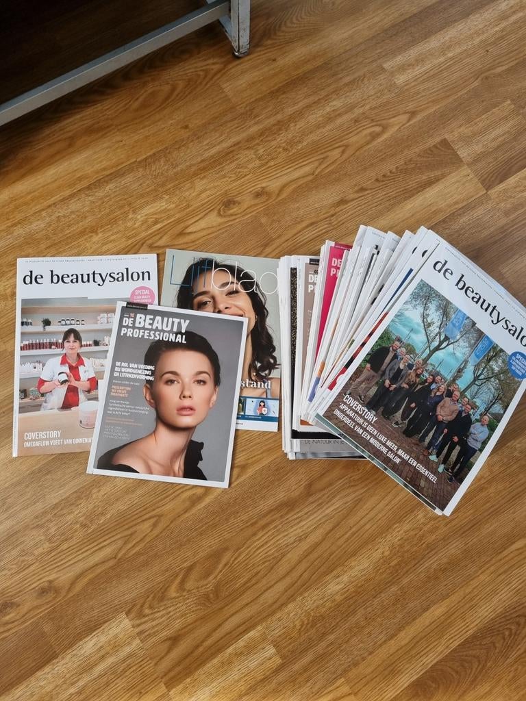 Vakbladen schoonheidsspecialiste, Boeken, Ophalen