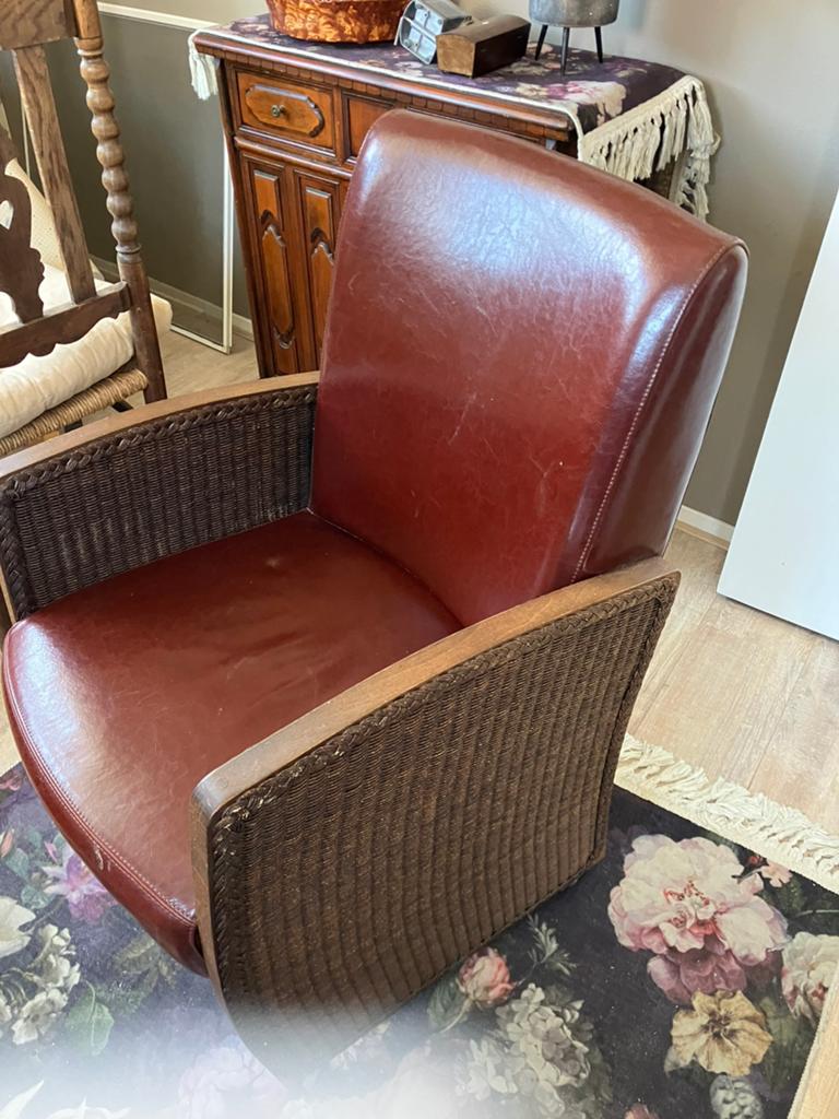 Lloyd loom stoelen, leer met rotan / riet, Huis en Inrichting, Stoelen, Ophalen, Zo goed als nieuw, Bruin, Leer