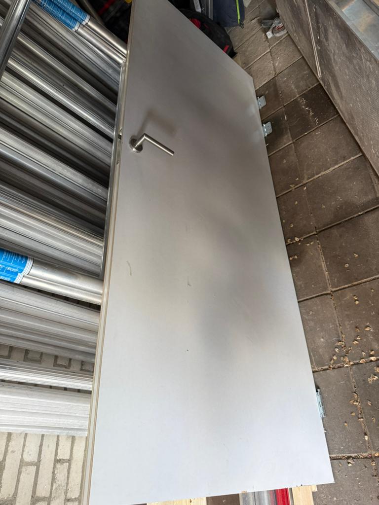 Zware deur met hardhouten kozijn, Ophalen, Binnendeur, 215 cm of meer