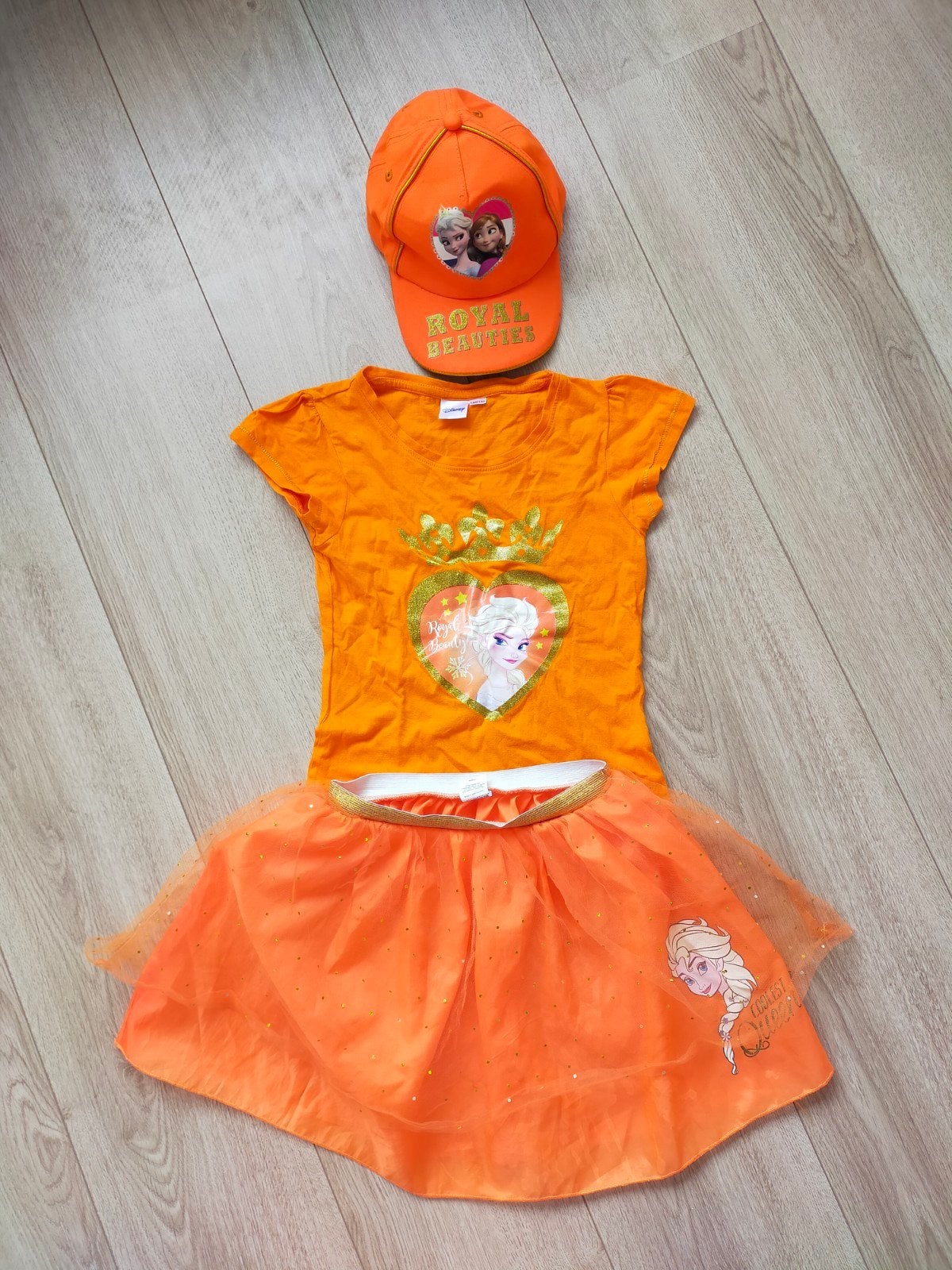 Izgs! Leuke set Oranje Frozen meisje. Mt 128/134 Koningsdag!, Ophalen of Verzenden, Zo goed als nieuw, 122 t/m 128, Meisje