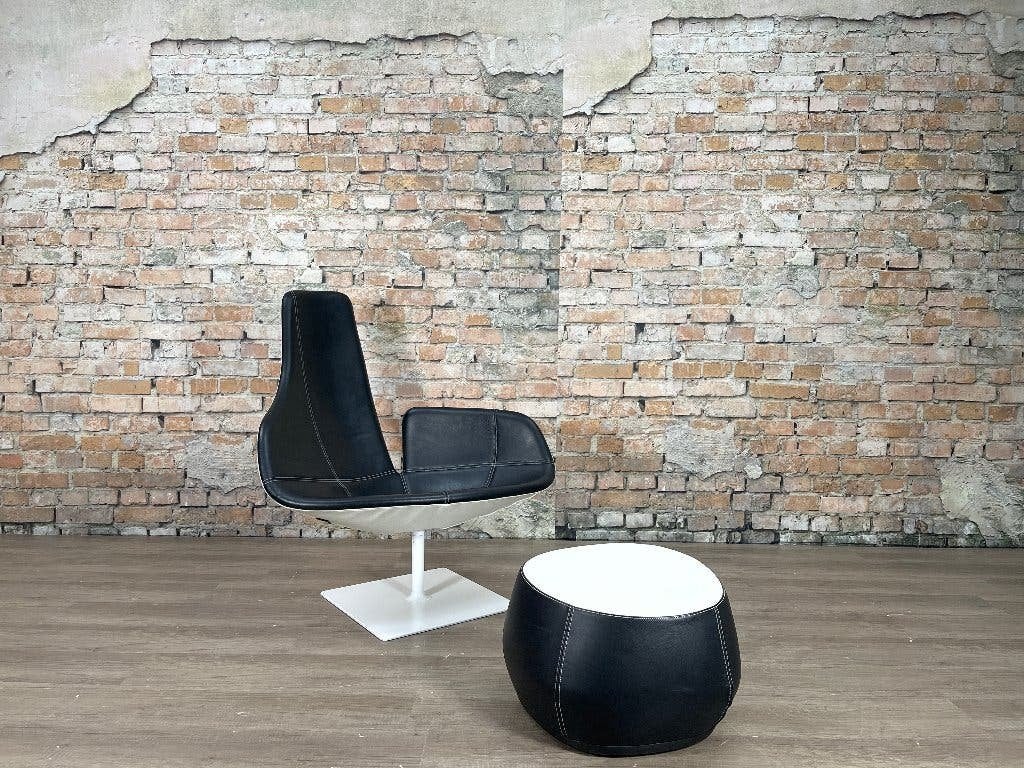 Moroso Fjord set fauteuil + poef bij TheReSales, Huis en Inrichting, Ophalen, Design, 75 tot 100 cm, Zo goed als nieuw