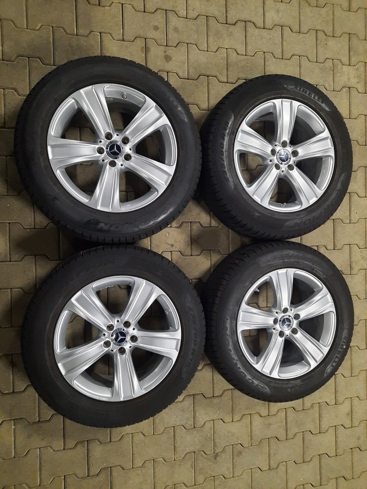 ZGAN 18 inch velgen 5×112 ORIGINELE MERCEDES GLC WINTERSETJE, 18 inch, Gebruikt, Banden en Velgen, 235 mm