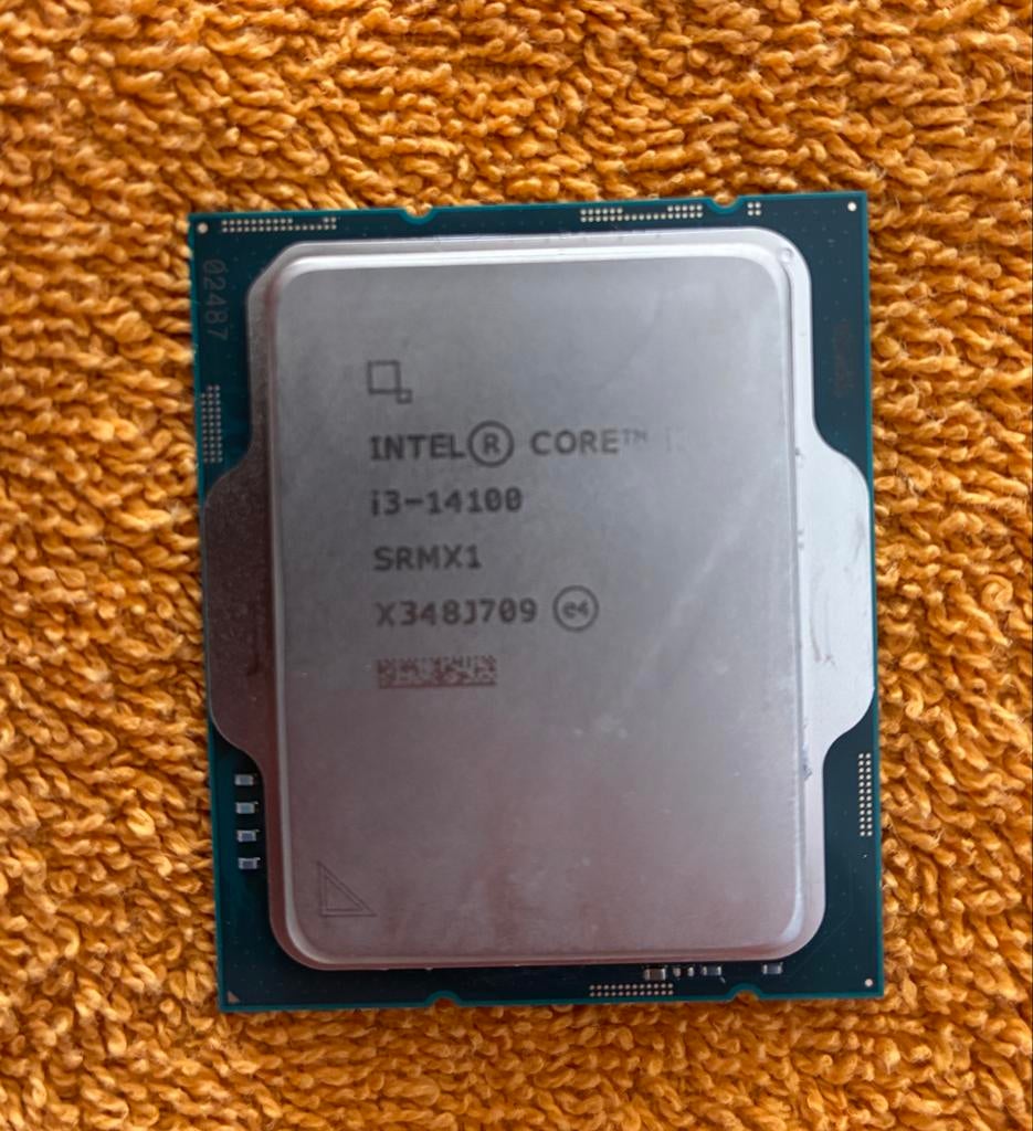 Intel Core i3-14100 Processor LGA 1700 Socket, Computers en Software, Processors, Ophalen of Verzenden, Nieuw, 4-core, 4 Ghz of meer