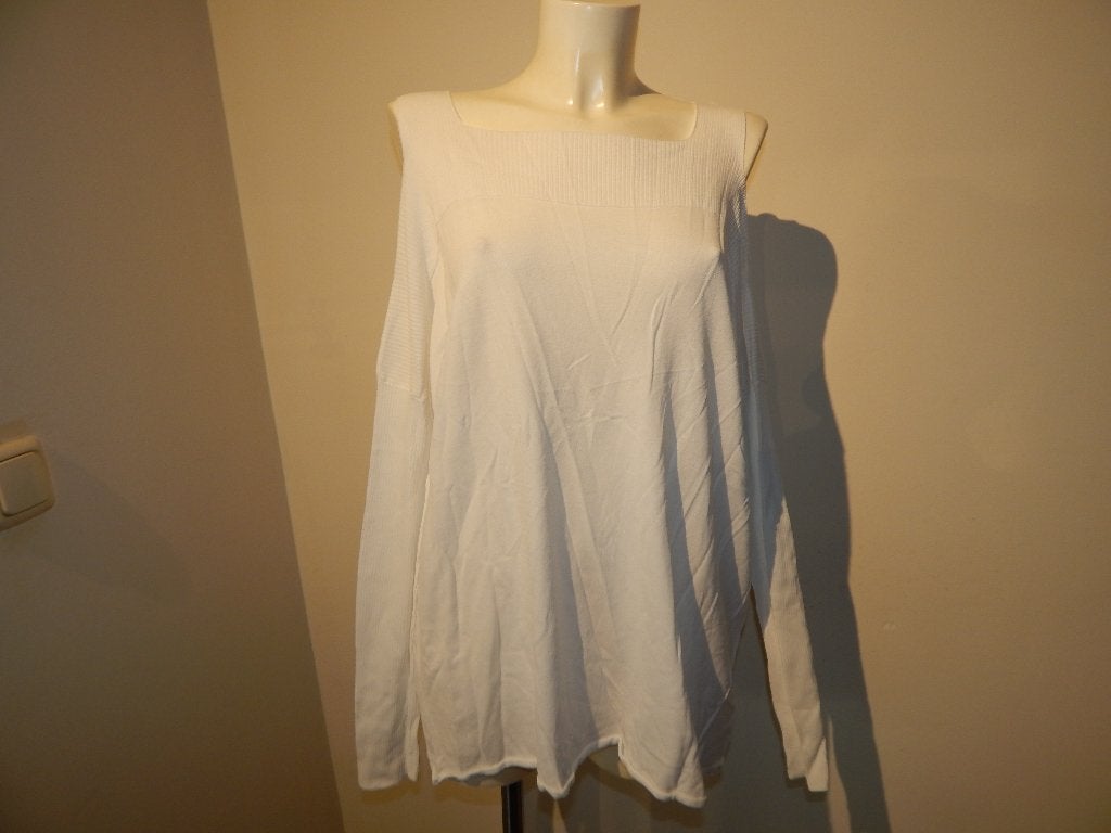 Sarah Pacini hagel witte stretch trui open schouders One siz