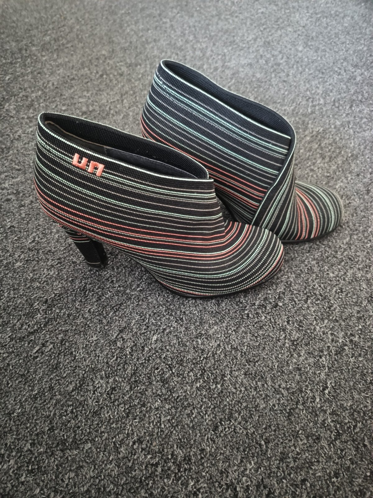 United Nude Enkellaarsjes met streepjespatroon maat 40, Zwart, Lage of Enkellaarzen, Ophalen of Verzenden, Zo goed als nieuw