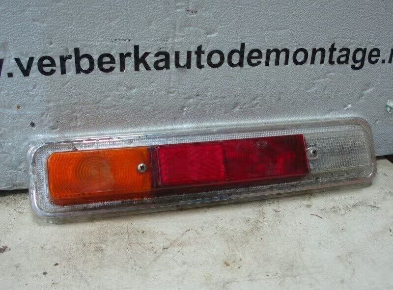 ACHTERLICHT LINKS Ford Taunus (01-1970/02-1976), Gebruikt, Ophalen of Verzenden, Henry-Ford-Straße 1 50735 Köln, DE, Ford-Werke GmbH