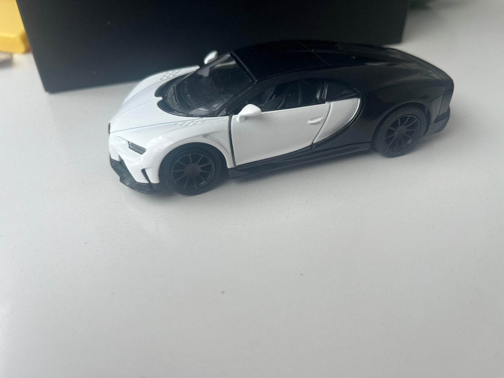 Bugatti Chiron Supersport 1:33, Ophalen of Verzenden, Zo goed als nieuw, Auto, Overige merken