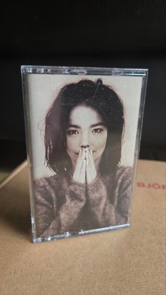 Björk – Debut

(1993), Verzenden, 1 bandje, Zo goed als nieuw, Origineel