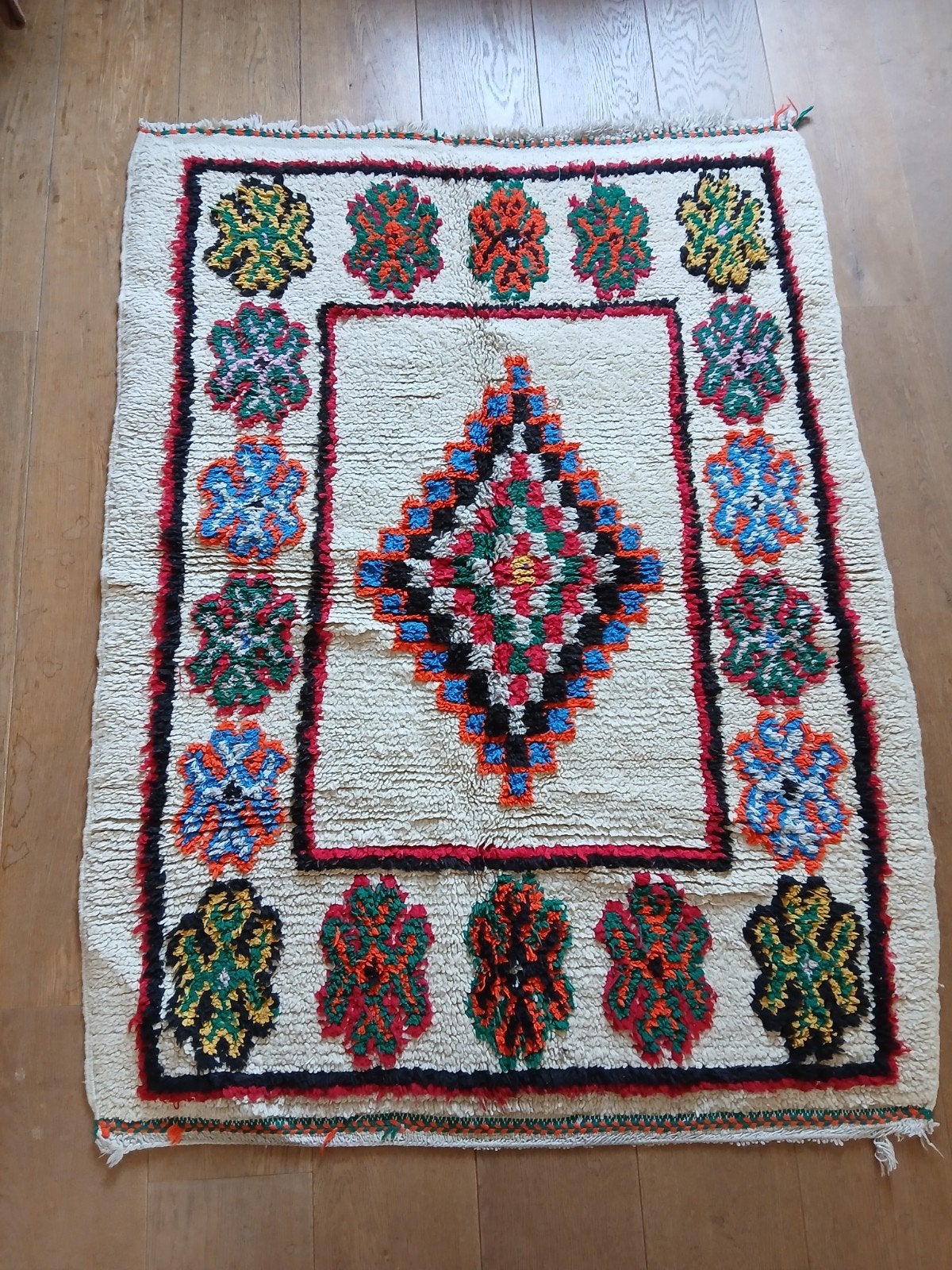 Wollen vloerkleed uit Casablanca, 1 x 1,5 meter, Ophalen, Gebruikt, 100 tot 150 cm, Crème