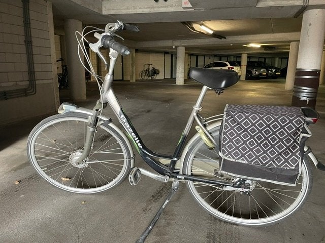 Damesfiets, Ophalen, Gebruikt, Versnellingen, Schijfrem