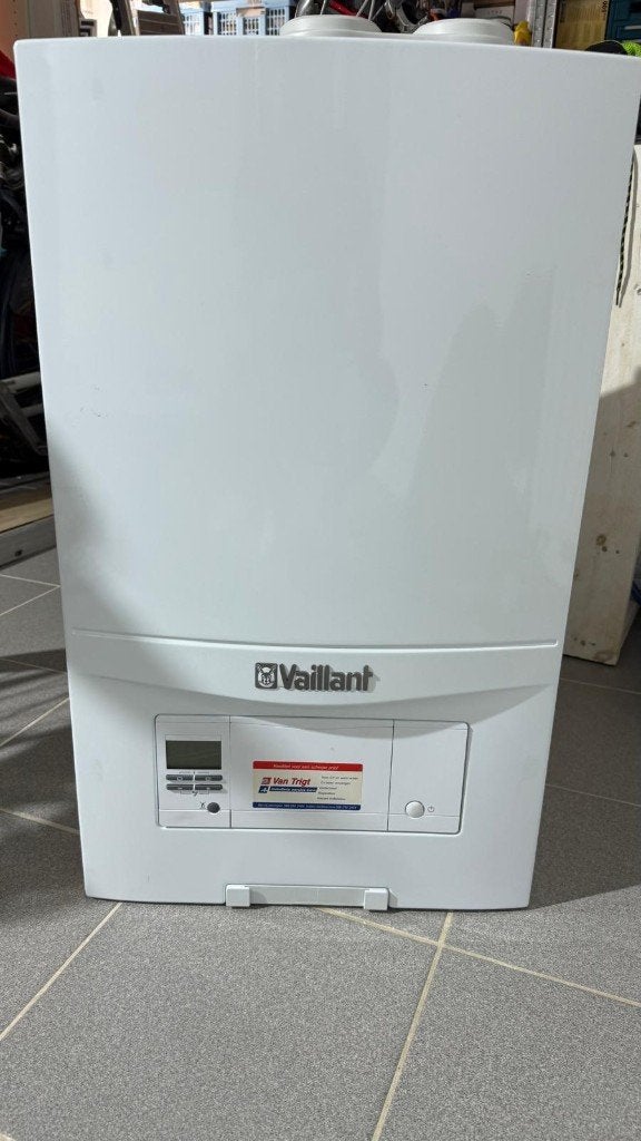 VHR CV ketel Vaillant eco TEC classic 28-34/5-3, Ophalen, 30 tot 80 cm, Gebruikt, Hoog rendement (Hr)