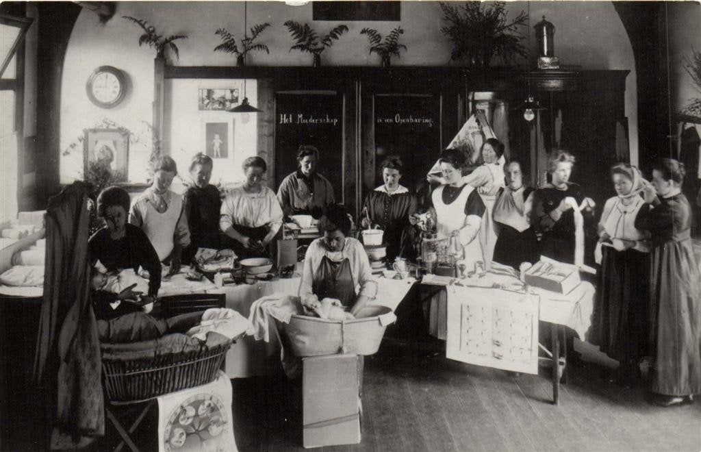 Moedercursus in ons Dorpshuis, Eelde - ongelopen, Verzamelen, Ophalen of Verzenden, 1940 tot 1960, Ongelopen, Drenthe